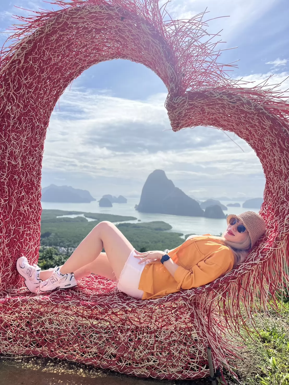 Samet Nangshe & Cheow Lan Lake Day Trip