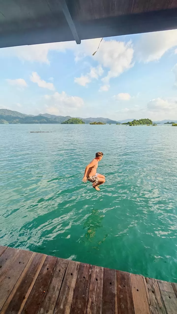 Samet Nangshe & Cheow Lan Lake Day Trip